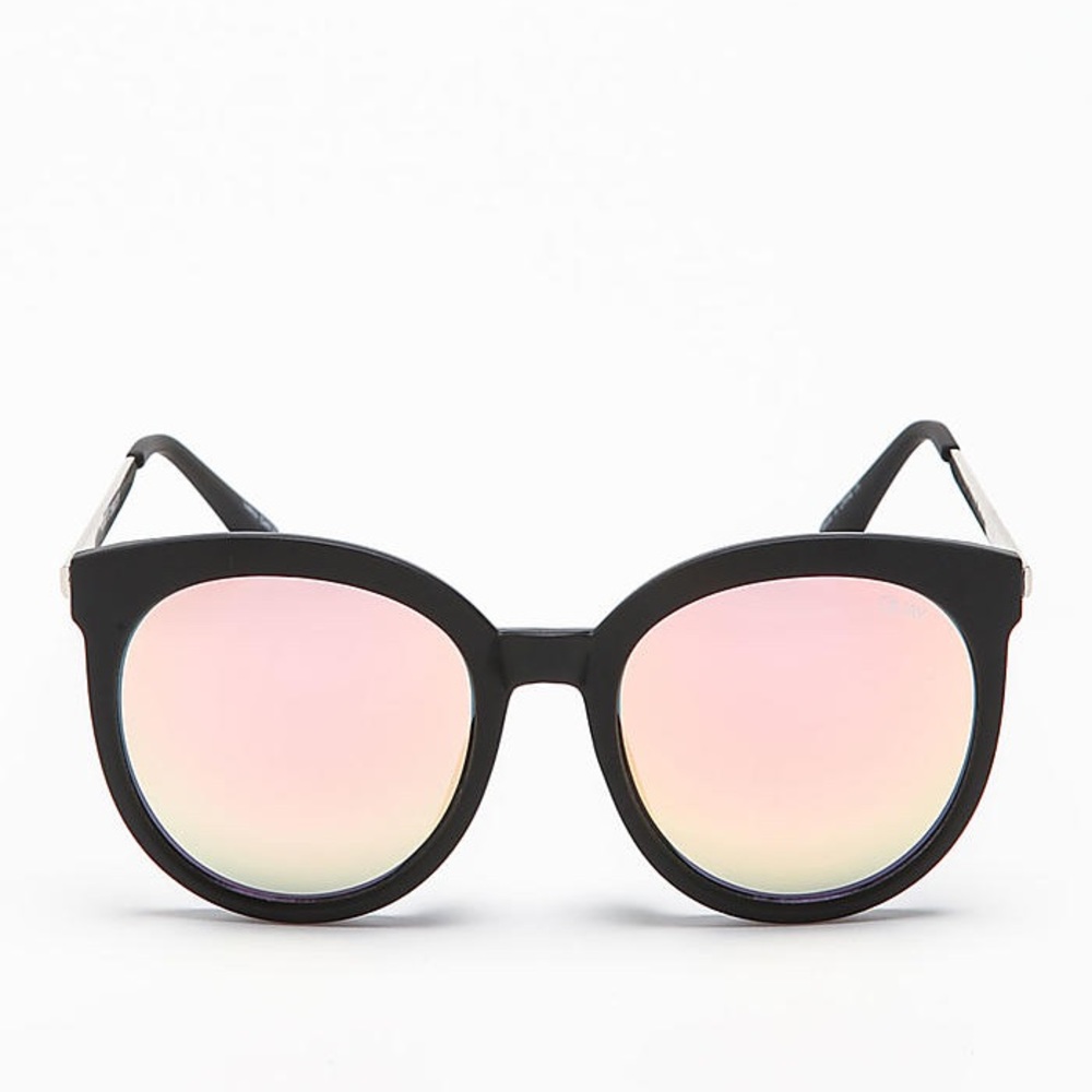 Quay X Chrisspy Jet Lag Sunglasses in Rose